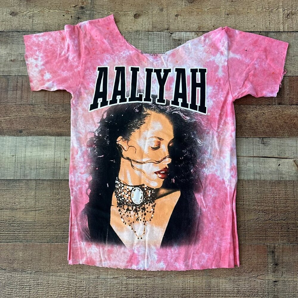 Aaliyah womens pink tie dye custom modified cold side slit short sleeve tee
